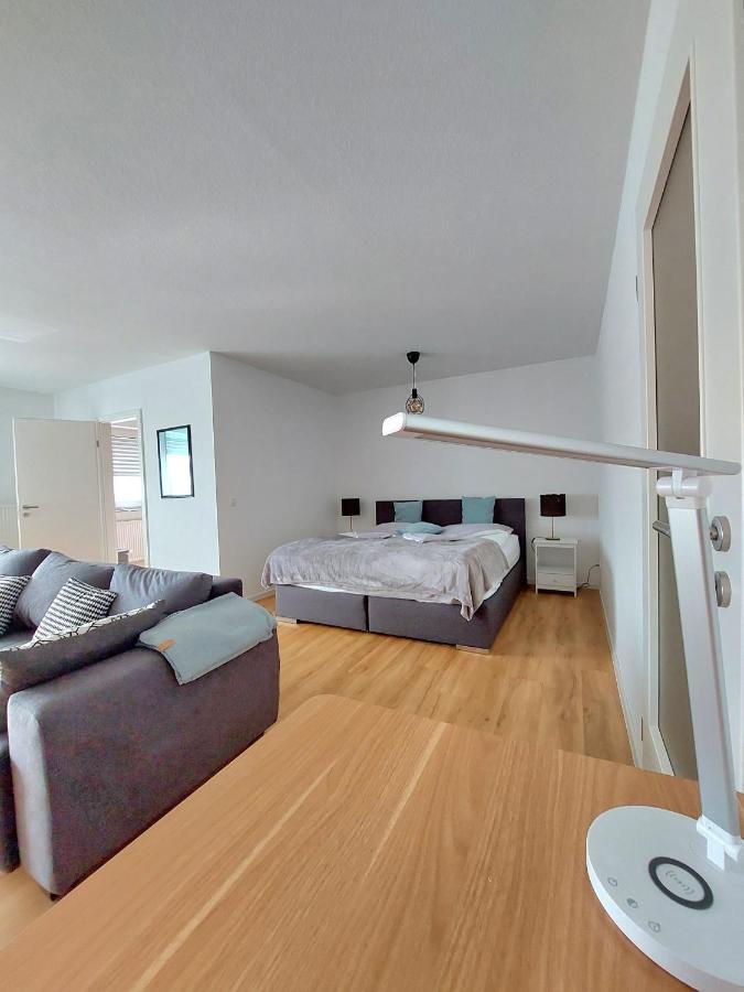 Moderne Wohnung Mit Vollausstattung In Ruhiger Lage, W-Lan Grossrohrsdorf ภายนอก รูปภาพ